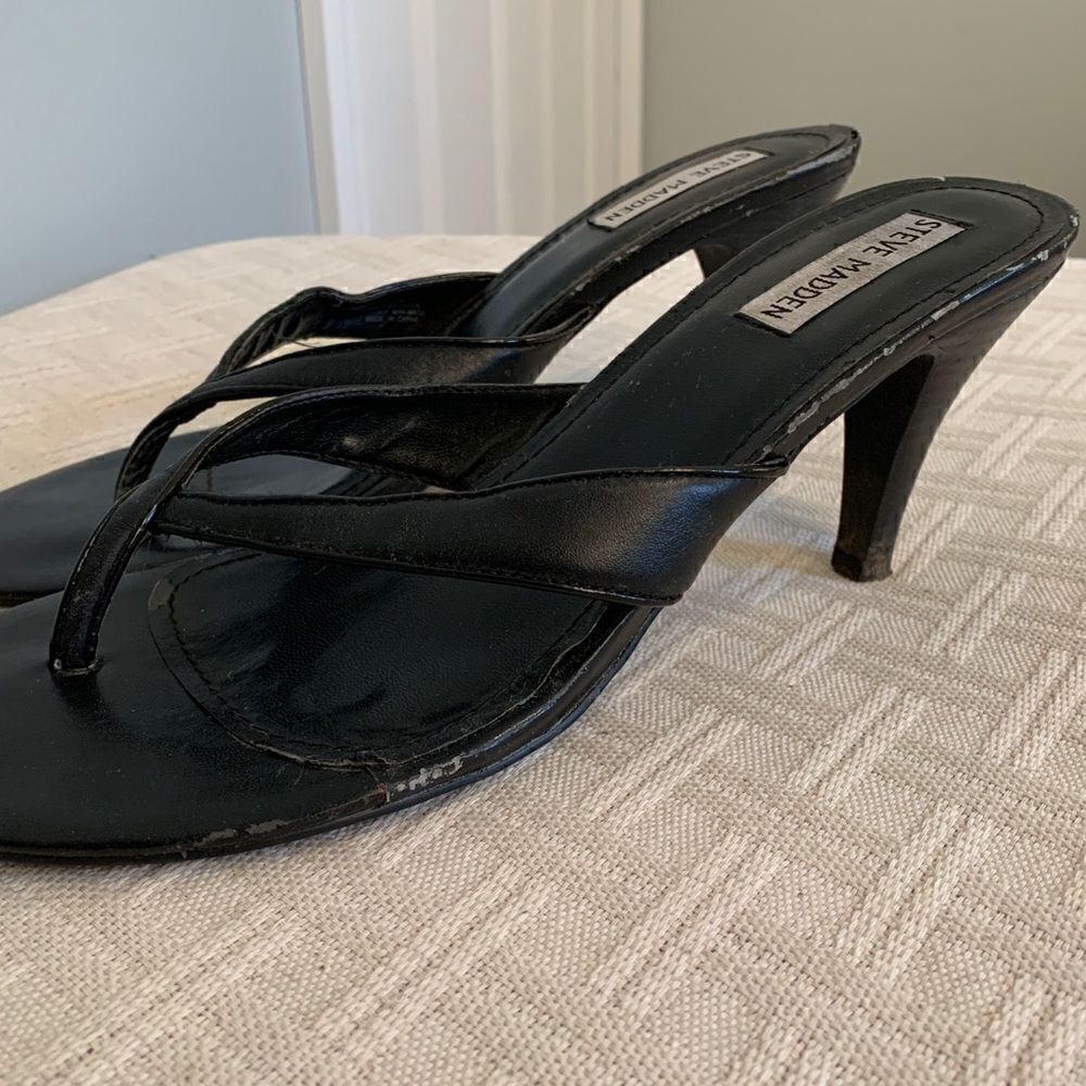 Steve Madden Black Leather Heels - Picture 3 of 9